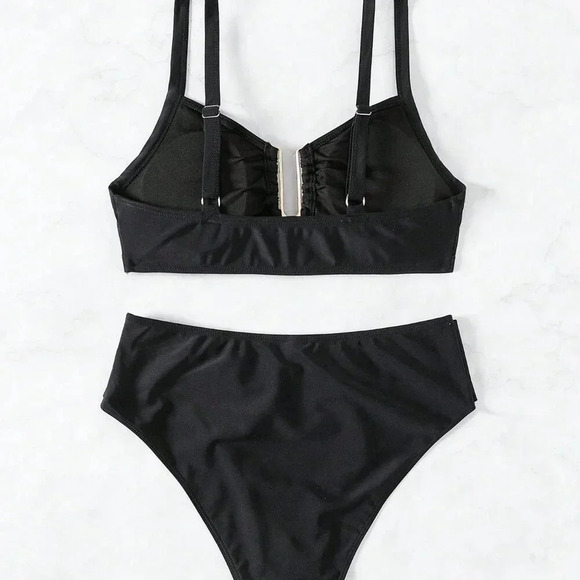 Black Women's Beach Two-Piece Bikini Set - Picture 4 of 8